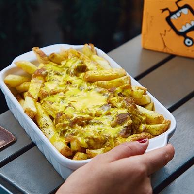 کاراملی فرایز - French Fries with Caramelized Onion